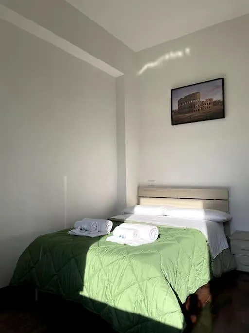 Modern Apartment In Rome - S.Paolo