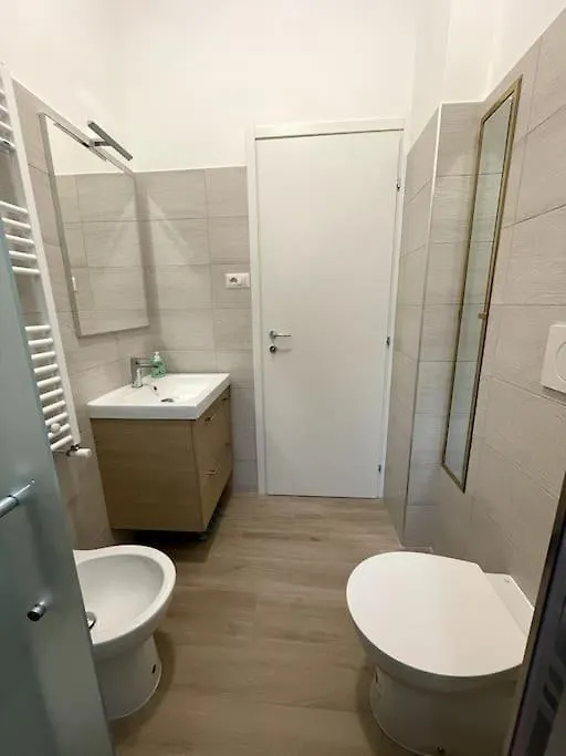 Modern Apartment In Rome - S.Paolo 0*,