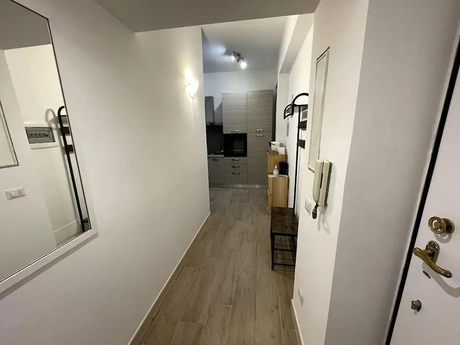 Modern Apartment In Rome - S.Paolo